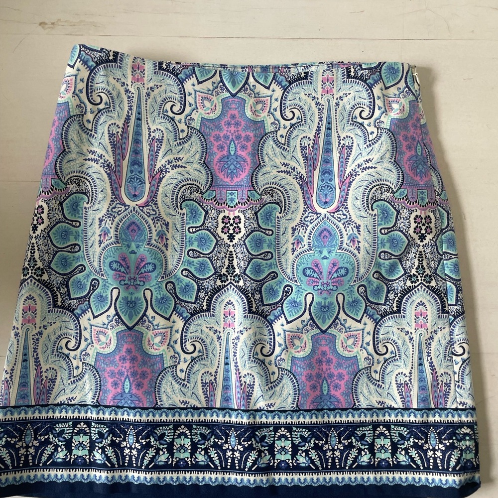Elegant Paisley Print Skirt - Multicolor